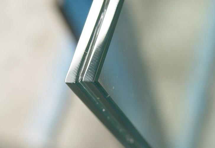 什么是中空夹胶玻璃中空夹胶玻璃的特性